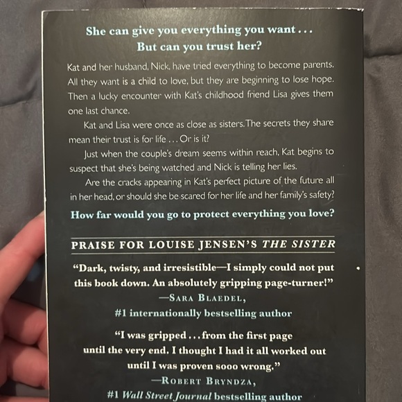 Assorted books - Picture 5 of 7